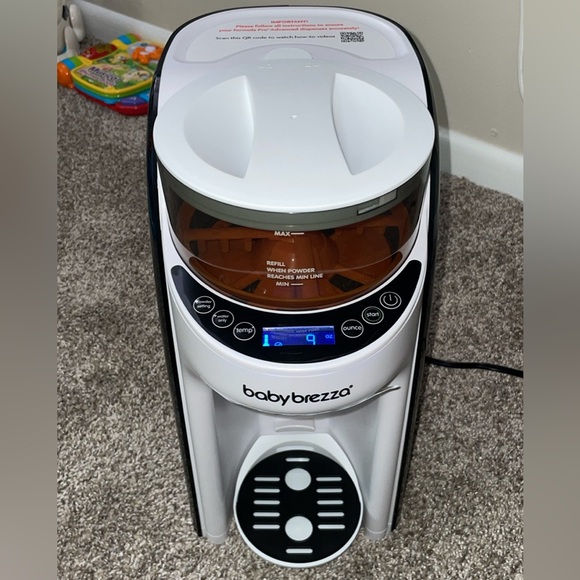 New Baby Brezza Formula Pro Advanced - Picture 1 of 3